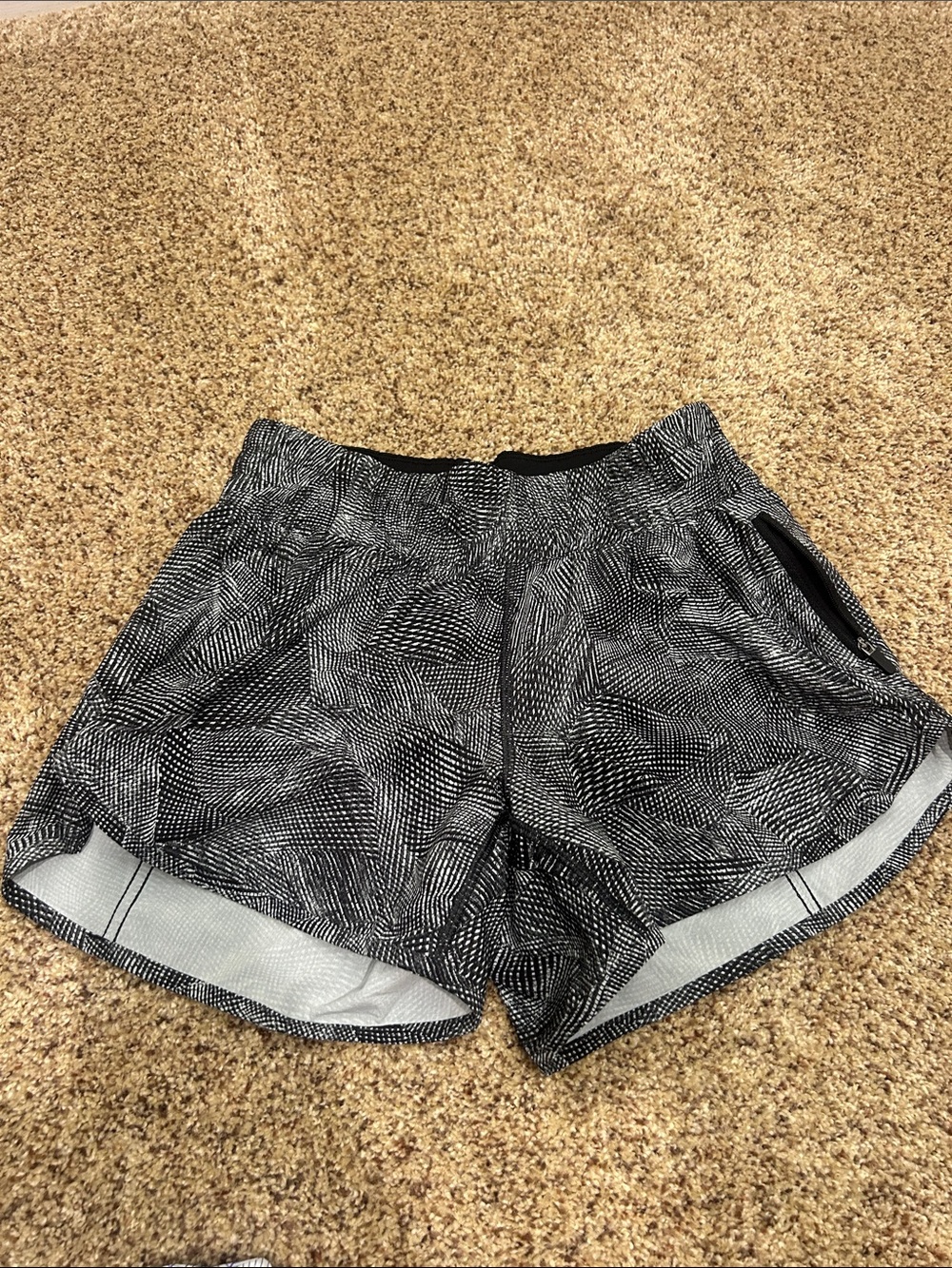 lululemon speed up shorts